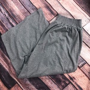 Comfy wide leg lounge pants, very stretchy with pockets, ankle